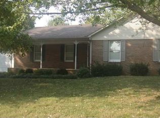 5040 Ridgeview Dr, Bowling Green, KY 42101