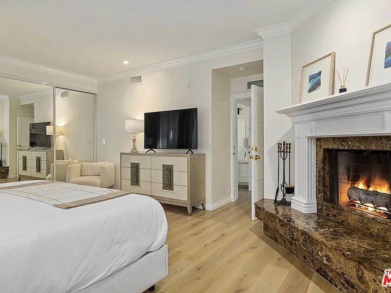 7834 Electra Dr — Photo 30
