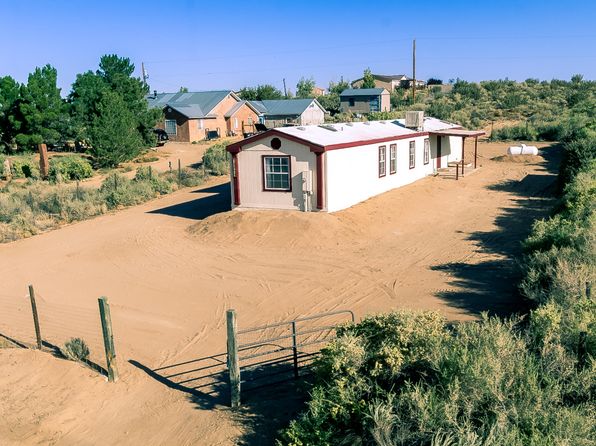 507 12th Ave NW, Rio Rancho, NM 87144
