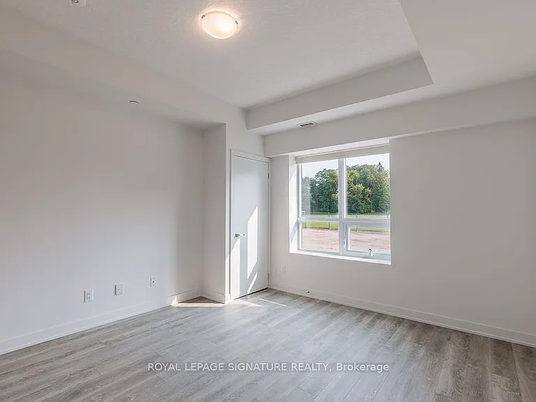 16 Markle Cres #207 — Photo 9
