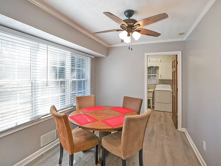 752 Mountainbrooke Cir — Photo 18