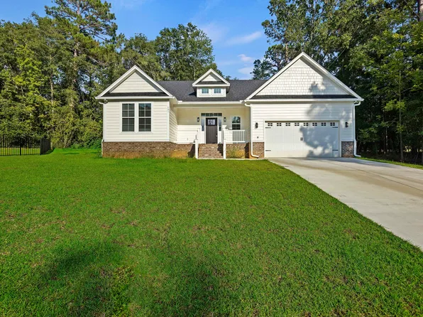 131 Green Ct, Santee, SC 29142