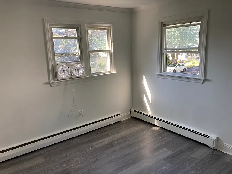 152 Dalton St #1 — Photo 3