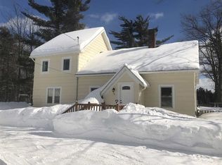28 Midway Dr, Negaunee, MI 49866