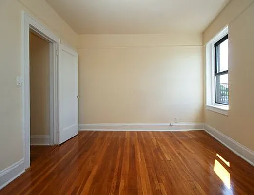 Rented by SW Queens Mezzanine | media 17