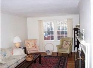 41 Hunnewell St, Wellesley, MA 02481