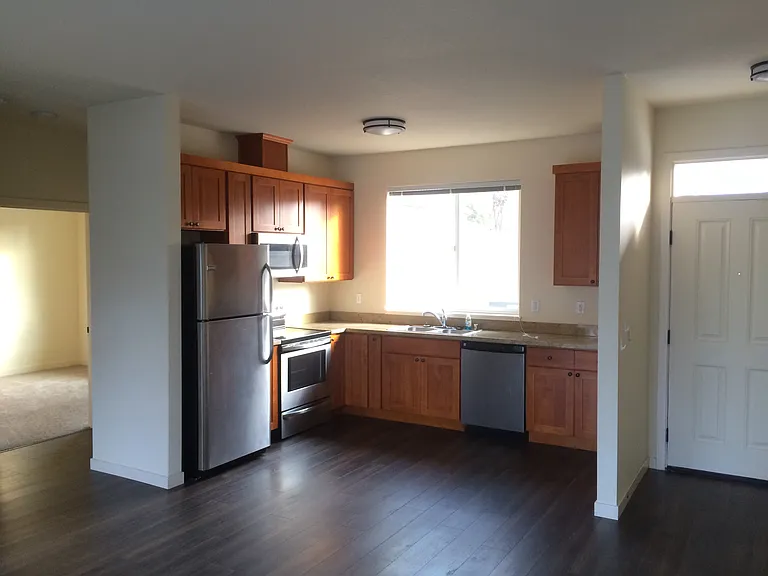 1308 Grand Pl #C — Photo 3