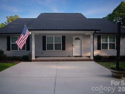 1400 Independence Sq, Kannapolis, NC, 28081