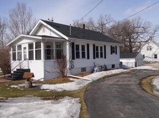 2444 Omro Rd, Oshkosh, WI 54904