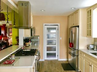 142 Woodlawn Ave, Valley Stream, NY 11581