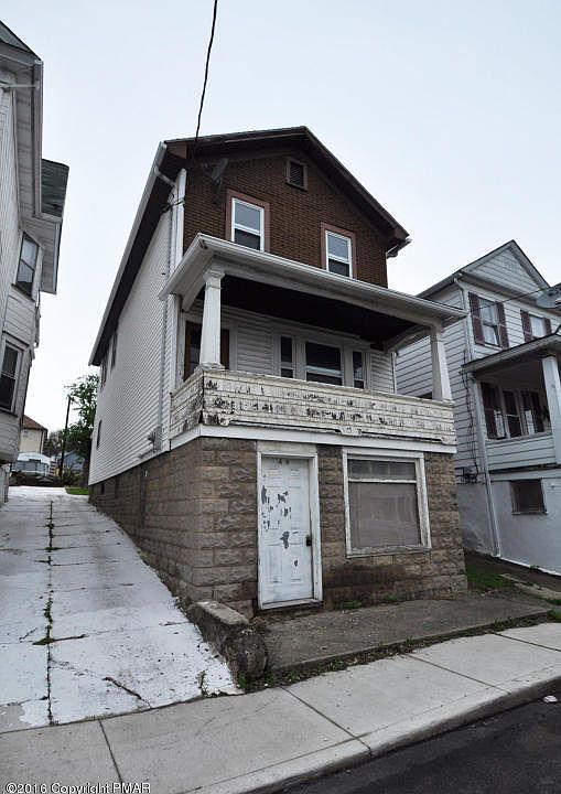 1st image of 44 E Grove St