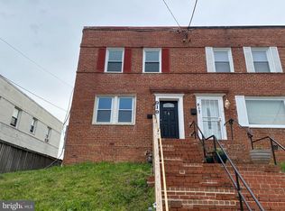 919 47th St NE #1, Washington, DC 20019