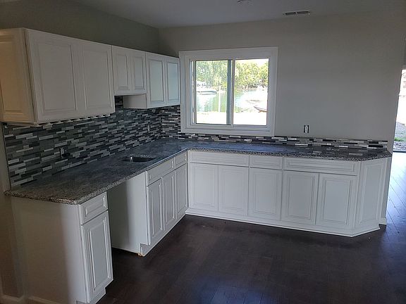 wet bar water view
