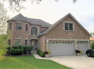 756 N Willow Rd, Elmhurst, IL 60126