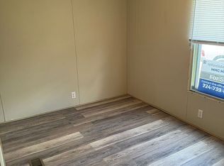 827 Georgina Dr, Derry, PA 15627