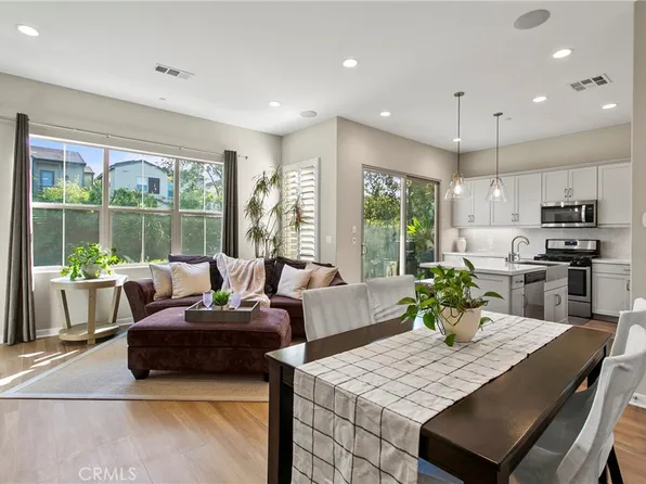 4147 Cameron Way Unit 104, Corona, CA 92883