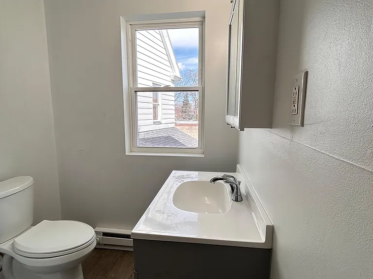 42 E Main St #2 — Photo 7