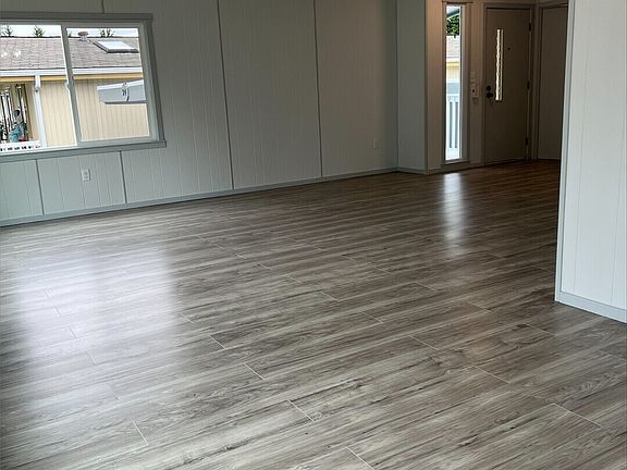 4th image of 21429 44th Avenue W #24