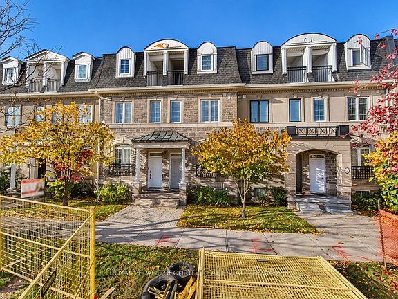 2nd image of 134A Finch Ave W