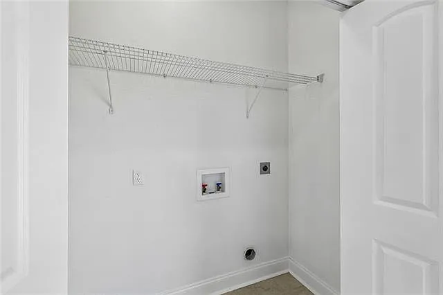 918 Paul Fredrick St — Photo 12