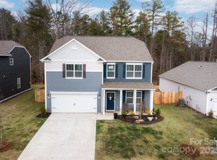 147 Ashelyn Park Dr, Fletcher, NC 28732