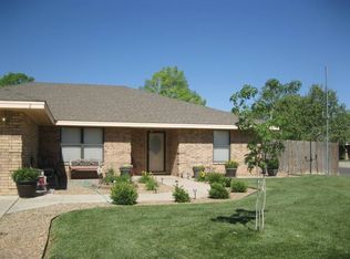 2 Isla Ct, Roswell, NM 88201