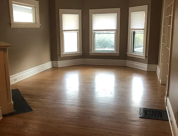618 Hawthorne St NE #1 — Photo 8