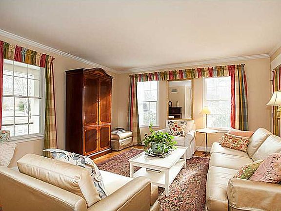 5th image of 139 Spartina Cove Way