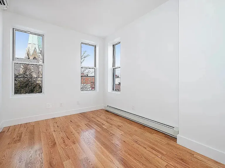 614 Knickerbocker Ave #2L — Photo 4
