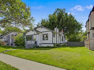 121 N 10th Ave NE, Calgary, AB T2E0W8
