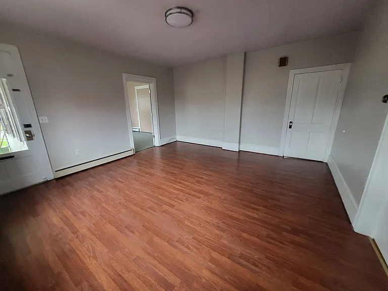 6 S Washington St #1 — Photo 7