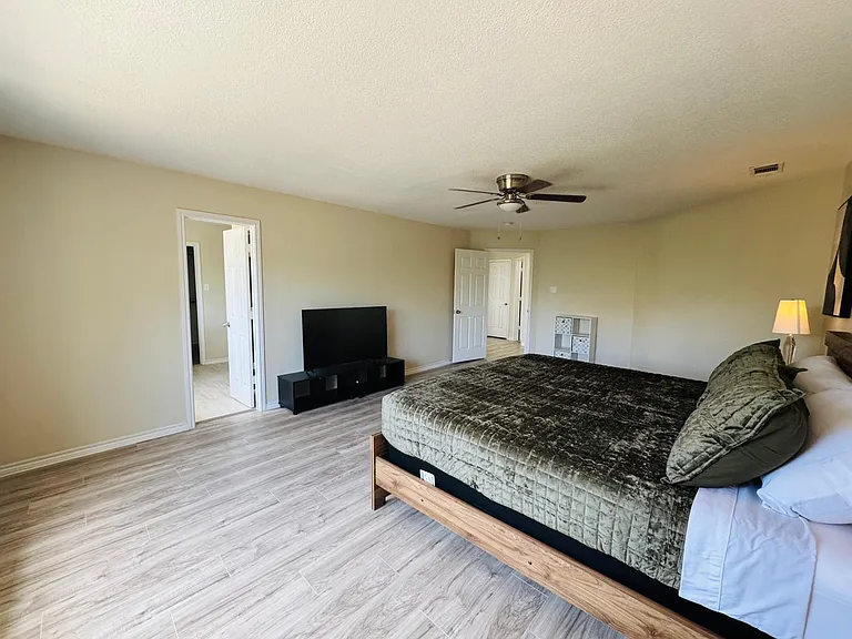 5615 Andalusia Trl — Photo 14