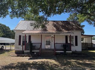 216 E Stack St, Saint Pauls, NC 28384