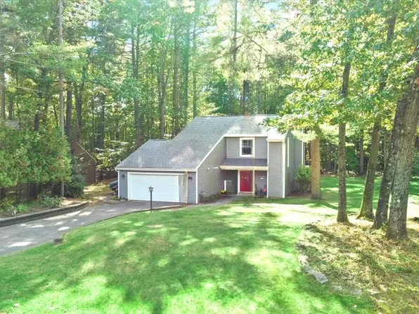 10 Scotch Mist Way, Malta, NY 12020