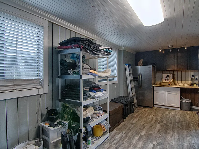 6149 Park Ln E #BARN — Photo 18