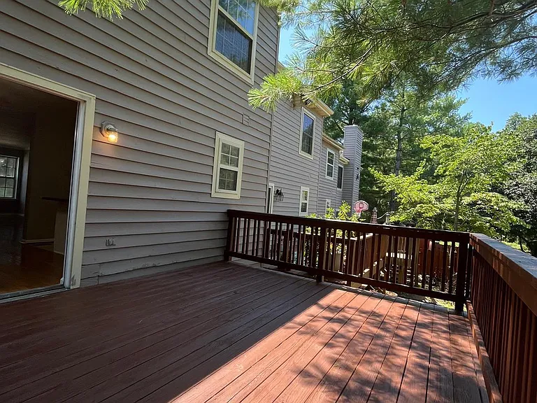 4674 Mews Dr — Photo 10