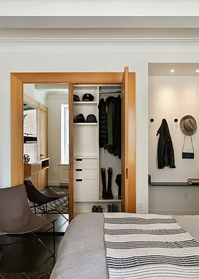 Rented by Compass | media 11