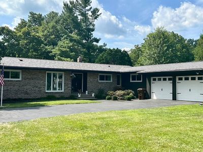 415 N Putnam St, Williamston, MI, 48895