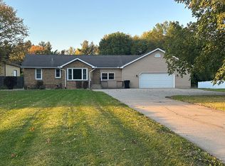 16301 Ireland Rd, Mishawaka, IN 46544