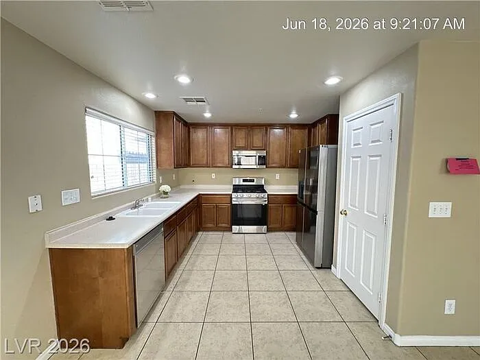 637 Lucky Pine St — Photo 10