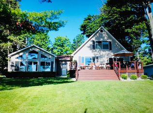 3040 Liberty Point Dr, Cheboygan, MI 49721