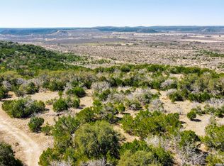 10 Junction Hills Rd, Junction, TX 76849
