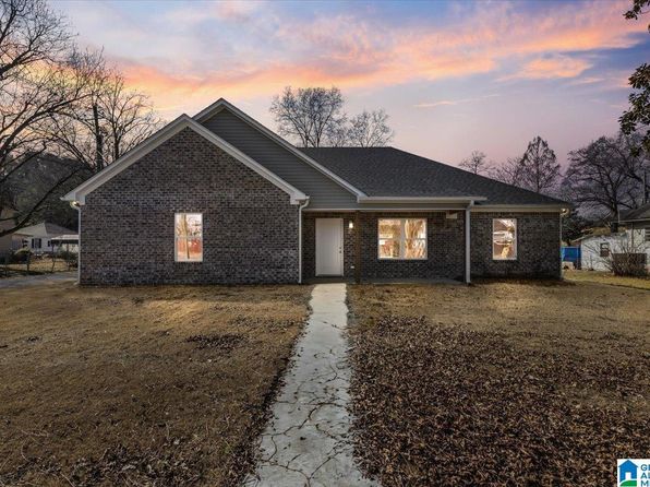 405 2nd St S, Oneonta, AL 35121