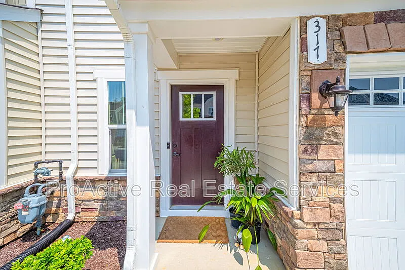 3 bed, 2.5 bath, 1503 sqft, $2,300 — Photo 4