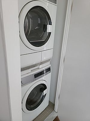 2nd image of 459 E 135th St #2B