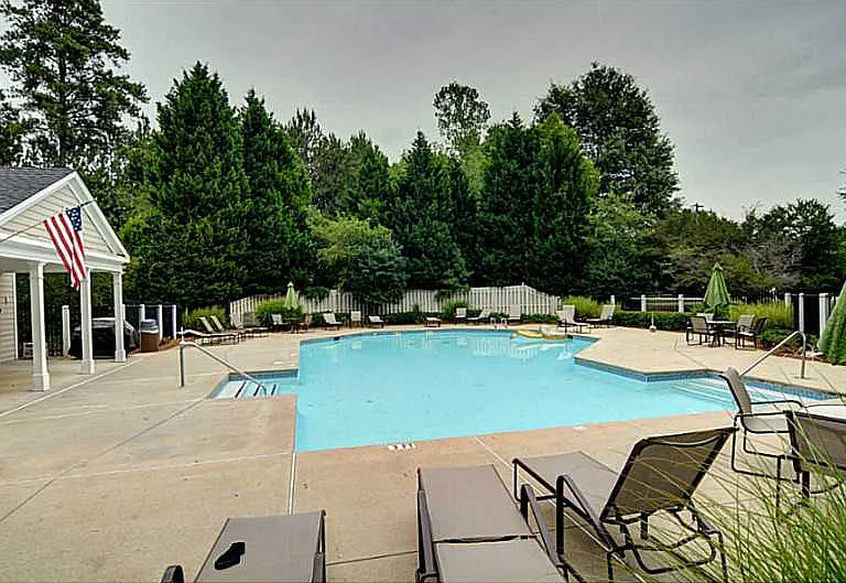 401 Bottesford Dr NW — Photo 38