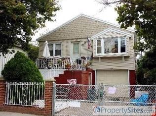 568 Magnolia Blvd, Long Beach, NY 11561