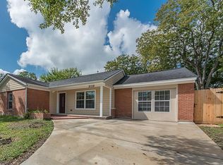 2108 Walnut Ln, Pasadena, TX 77502