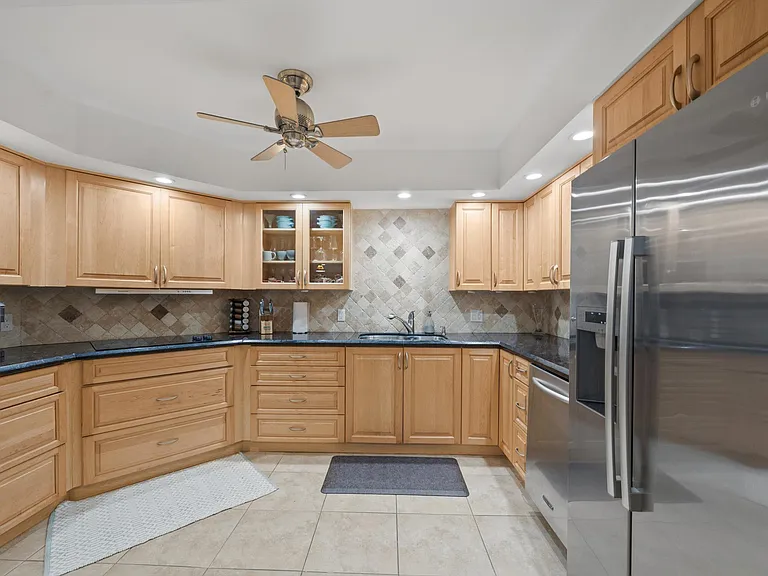 2860 S Ocean Blvd #316 — Photo 12
