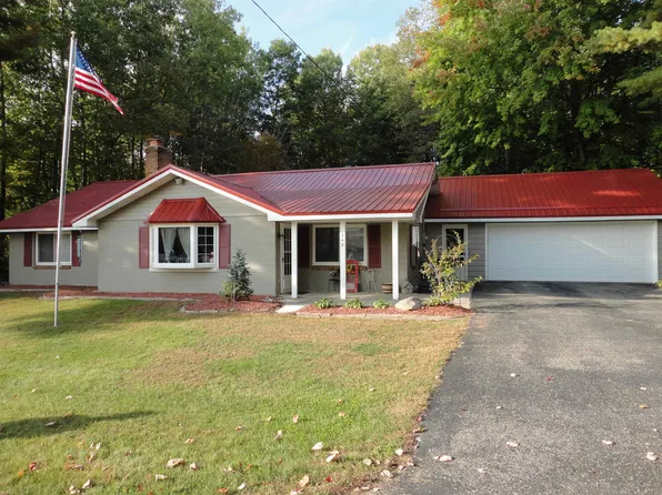 742 N Scott Dr, Farwell, MI 48622